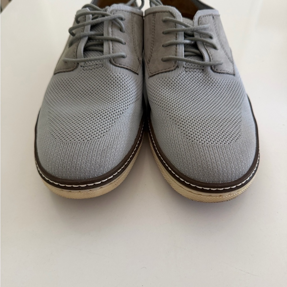 Classic Gray Men's Oxfords